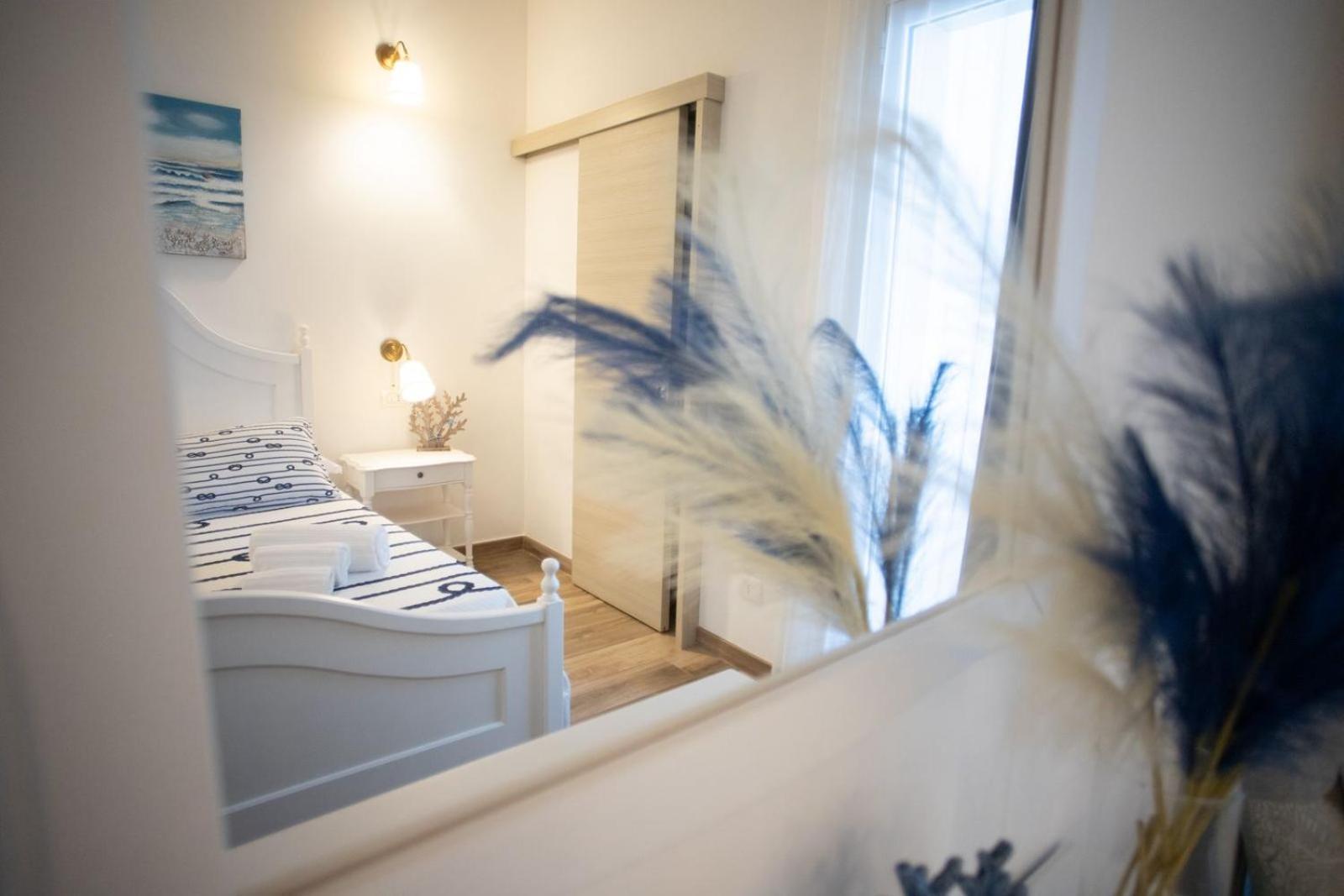Azzurro Mare Bed & Breakfast *